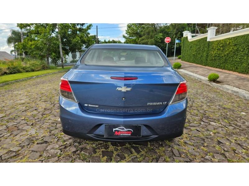 CHEVROLET - PRISMA - 2013/2014 - Azul - R$ 47.500,00