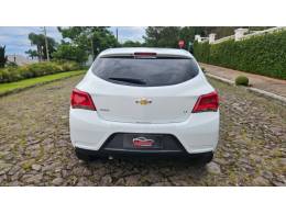 CHEVROLET - ONIX - 2019/2019 - Branca - R$ 54.900,00