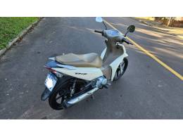 HONDA - BIZ 125 - 2019/2019 - Branca - R$ 15.500,00
