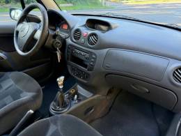 CITROËN - C3 - 2005/2006 - Prata - R$ 14.900,00