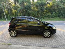 VOLKSWAGEN - FOX - 2009/2010 - Preta - R$ 27.900,00