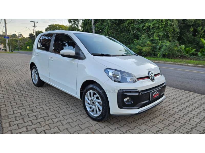 VOLKSWAGEN - UP - 2019/2020 - Branca - R$ 65.900,00