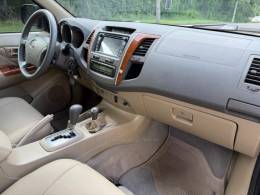 TOYOTA - HILUX SW4 - 2010/2010 - Preta - R$ 116.900,00