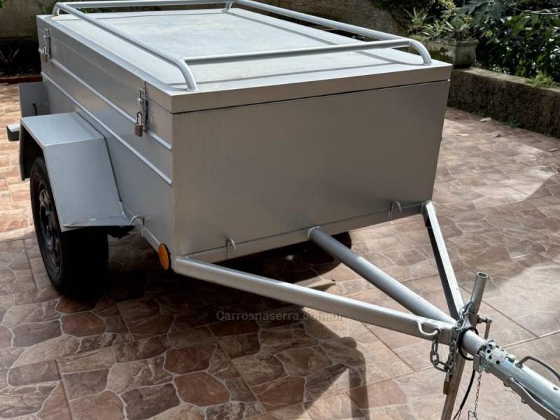REBOQUES - VITORIA TRAILER 1E - 2024/2024 - Cinza - R$ 5.500,00