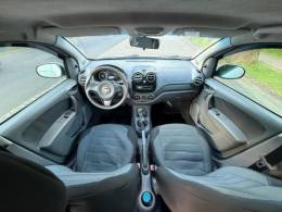 FIAT - PALIO - 2014/2015 - Branca - R$ 34.900,00