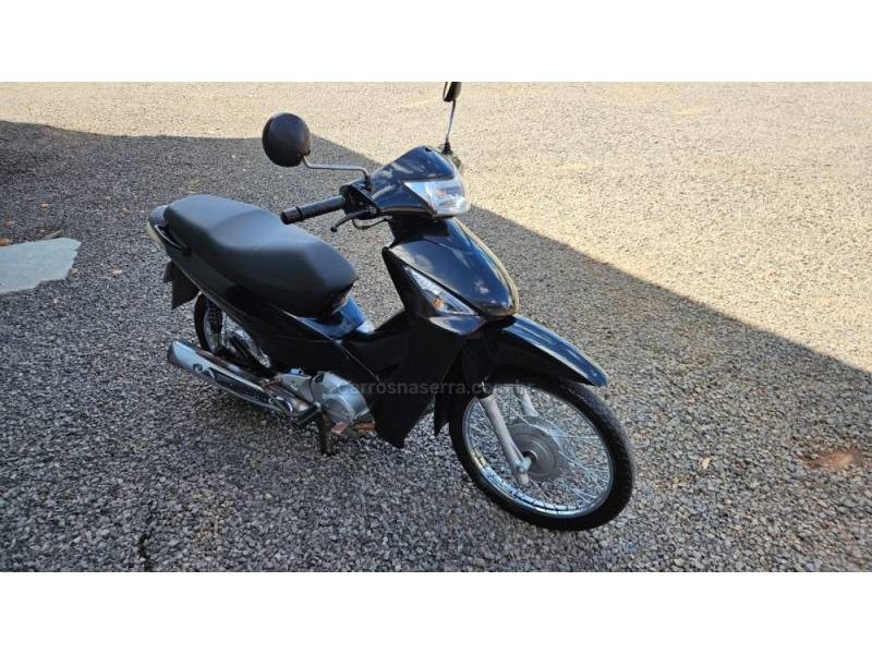 HONDA - BIZ 125 - 2010/2010 - Preta - R$ 8.300,00