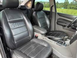 FORD - FOCUS - 2013/2013 - Branca - R$ 39.900,00