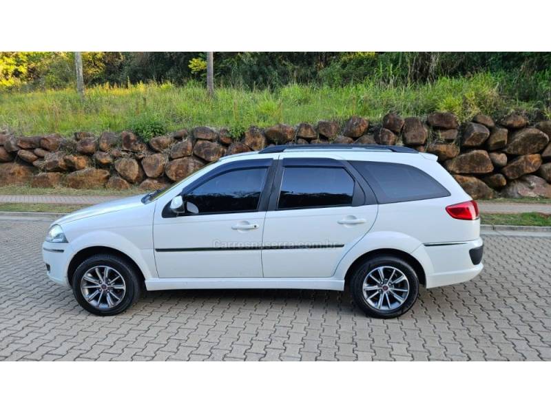 FIAT - PALIO - 2006/2007 - Branca - R$ 39.900,00