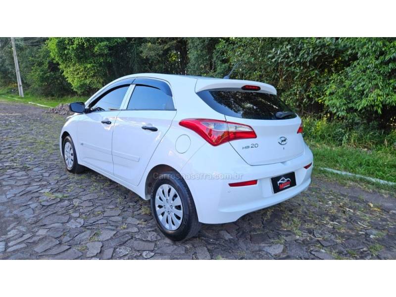 HYUNDAI - HB20 - 2018/2018 - Branca - R$ 53.900,00