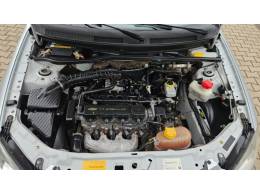 CHEVROLET - PRISMA - 2011/2012 - Prata - R$ 26.900,00