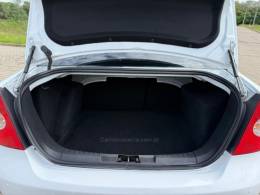 FORD - FOCUS - 2013/2013 - Branca - R$ 39.900,00