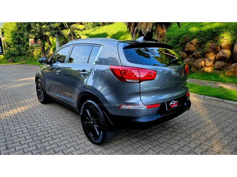 KIA MOTORS - SPORTAGE - 2015/2015 - Prata - R$ 85.900,00