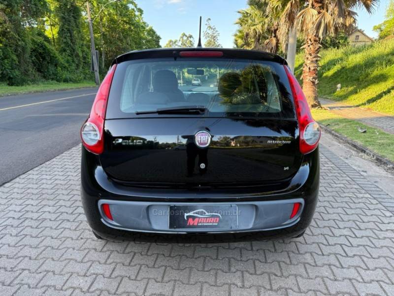 FIAT - PALIO - 2012/2013 - Preta - R$ 41.900,00