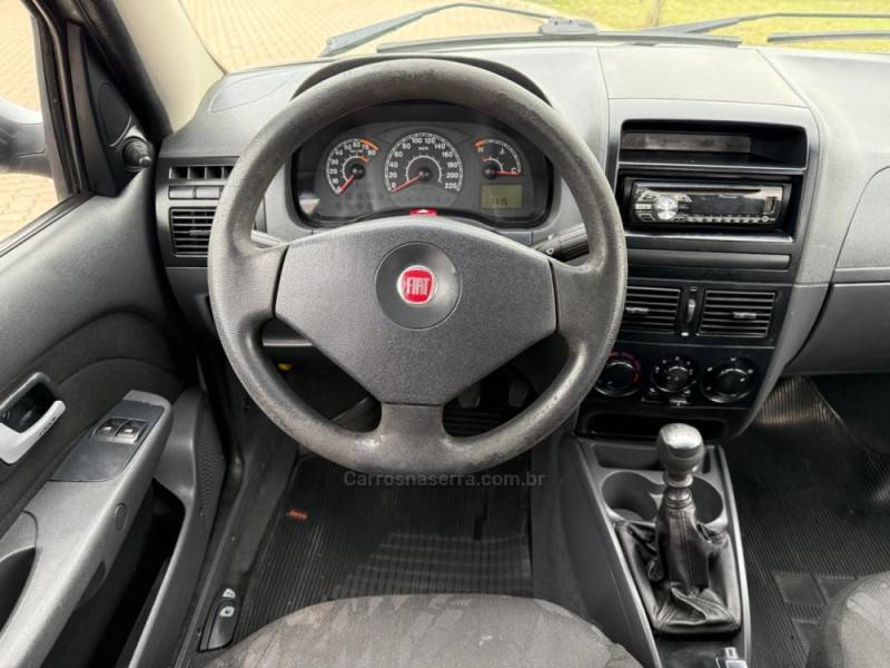 FIAT - SIENA - 2009/2010 - Cinza - R$ 32.900,00