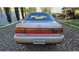 TOYOTA - COROLLA - 1995/1995 - Bege - R$ 13.500,00