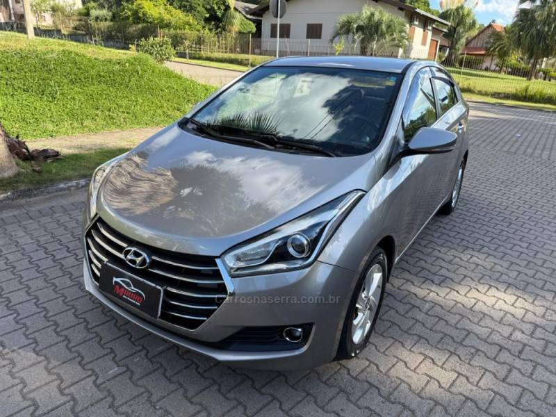 HYUNDAI - HB20S - 2016/2016 - Prata - R$ 65.900,00