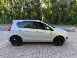 FIAT - PALIO - 2012/2013 - Prata - R$ 39.900,00