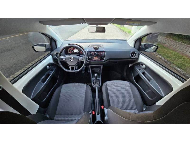 VOLKSWAGEN - UP - 2019/2020 - Branca - R$ 65.900,00