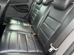 FORD - FOCUS - 2013/2013 - Branca - R$ 39.900,00