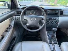 TOYOTA - COROLLA - 2003/2003 - Prata - R$ 36.900,00