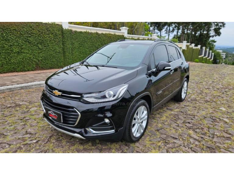 CHEVROLET - TRACKER - 2018/2018 - Preta - R$ 89.900,00