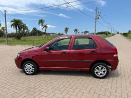 FIAT - PALIO - 2004/2005 - Vermelha - R$ 17.900,00