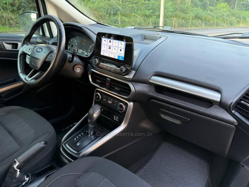 FORD - ECOSPORT - 2017/2018 - Branca - R$ 71.900,00