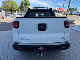 FIAT - TORO - 2016/2017 - Branca - R$ 85.900,00