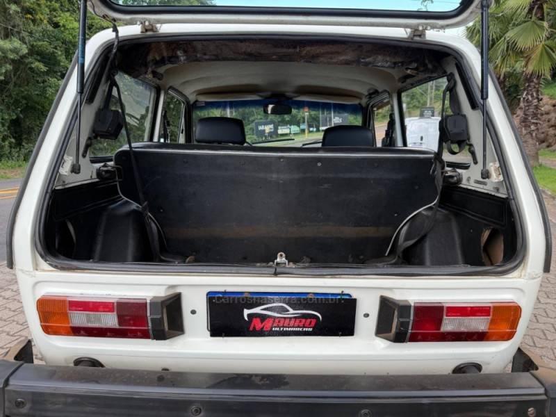 LADA - NIVA - 1993/1993 - Branca - R$ 29.900,00