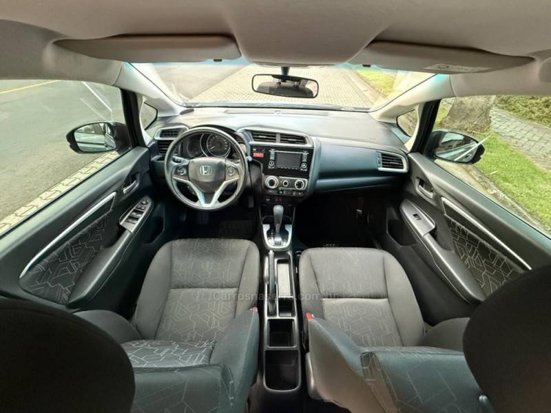 HONDA - FIT - 2017/2017 - Cinza - R$ 76.900,00