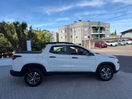 FIAT - TORO - 2016/2017 - Branca - R$ 85.900,00