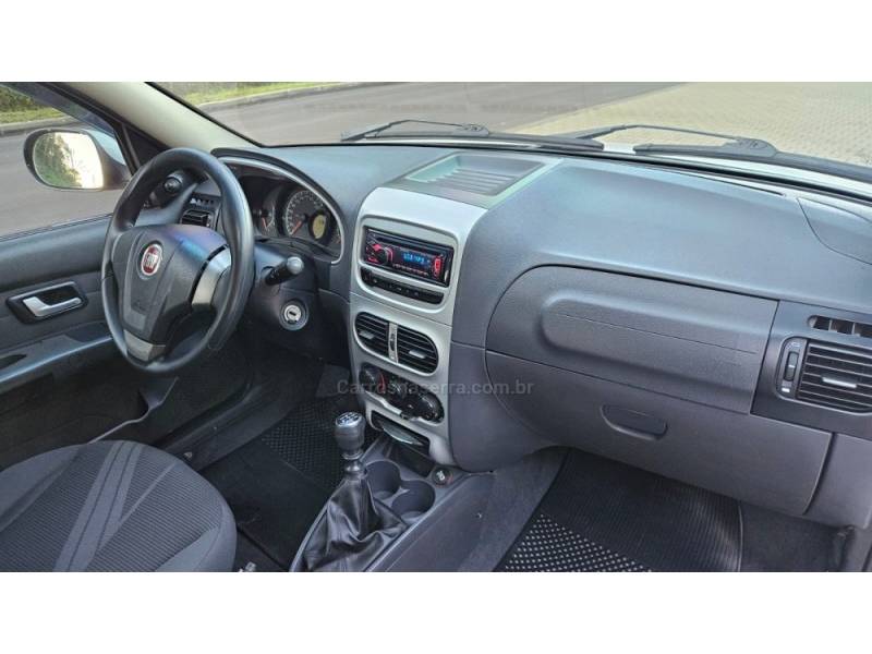 FIAT - PALIO - 2006/2007 - Branca - R$ 39.900,00