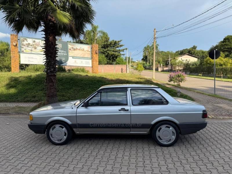 VOLKSWAGEN - VOYAGE - 1991/1991 - Prata - R$ 16.900,00