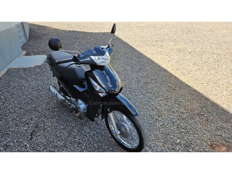 HONDA - BIZ 125 - 2010/2010 - Preta - R$ 8.300,00