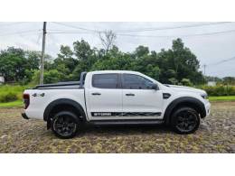 FORD - RANGER - 2020/2021 - Branca - R$ 169.900,00