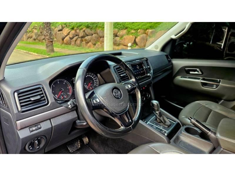 VOLKSWAGEN - AMAROK - 2018/2018 - Preta - R$ 110.000,00