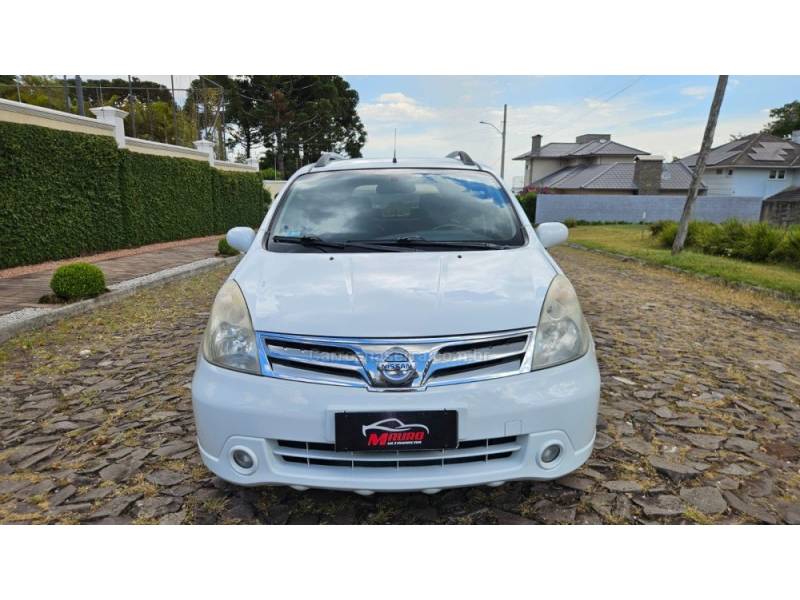 NISSAN - LIVINA - 2012/2013 - Branca - R$ 43.900,00