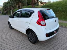FIAT - PALIO - 2014/2015 - Branca - R$ 34.900,00