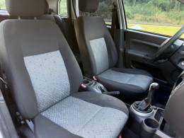 FORD - FIESTA - 2012/2013 - Branca - R$ 33.900,00