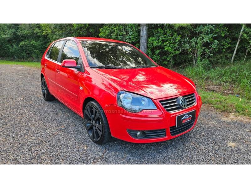 VOLKSWAGEN - POLO - 2007/2007 - Vermelha - R$ 33.900,00