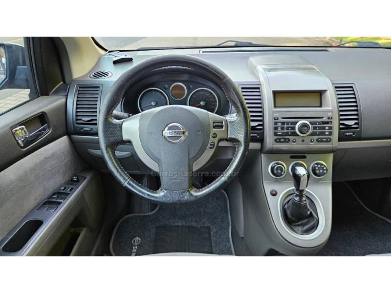 NISSAN - SENTRA - 2007/2008 - Preta - R$ 22.900,00