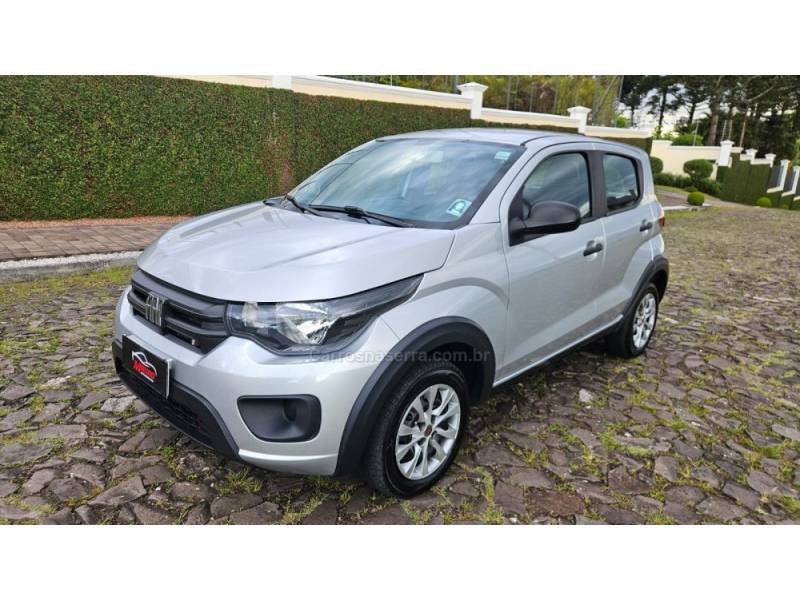 FIAT - MOBI - 2020/2021 - Prata - R$ 49.900,00