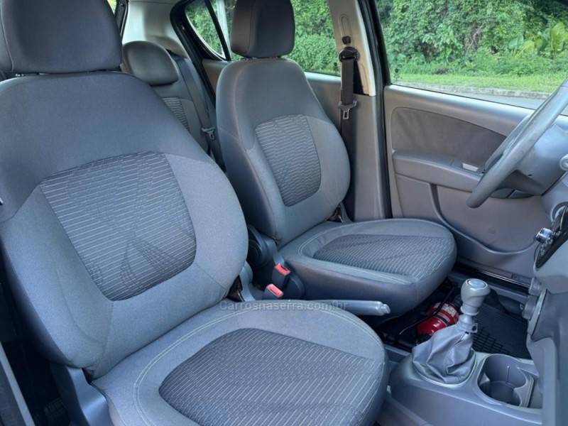 FIAT - PALIO - 2012/2013 - Preta - R$ 41.900,00