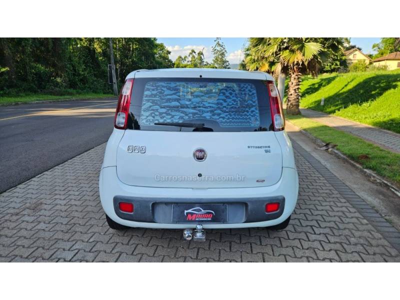 FIAT - UNO - 2010/2011 - Branca - R$ 26.900,00