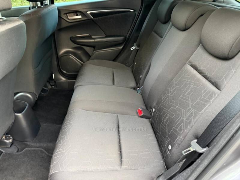 HONDA - FIT - 2017/2017 - Cinza - R$ 76.900,00