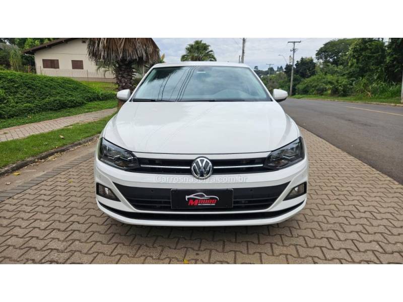 VOLKSWAGEN - POLO - 2021/2022 - Branca - R$ 94.900,00