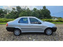 FIAT - SIENA - 2006/2007 - Prata - R$ 17.900,00