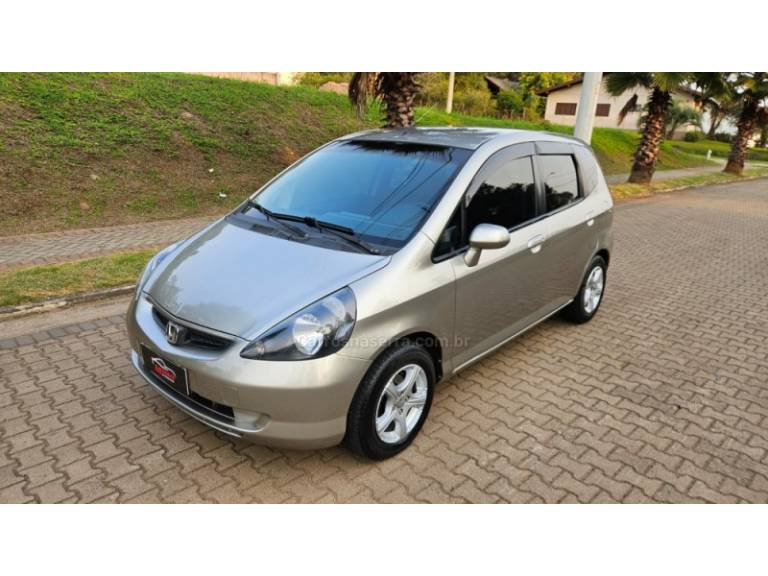 HONDA - FIT - 2005/2005 - Dourada - R$ 34.900,00