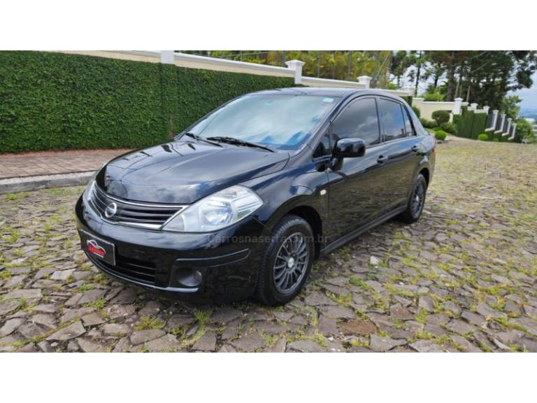 NISSAN - TIIDA - 2011/2012 - Preta - R$ 31.900,00