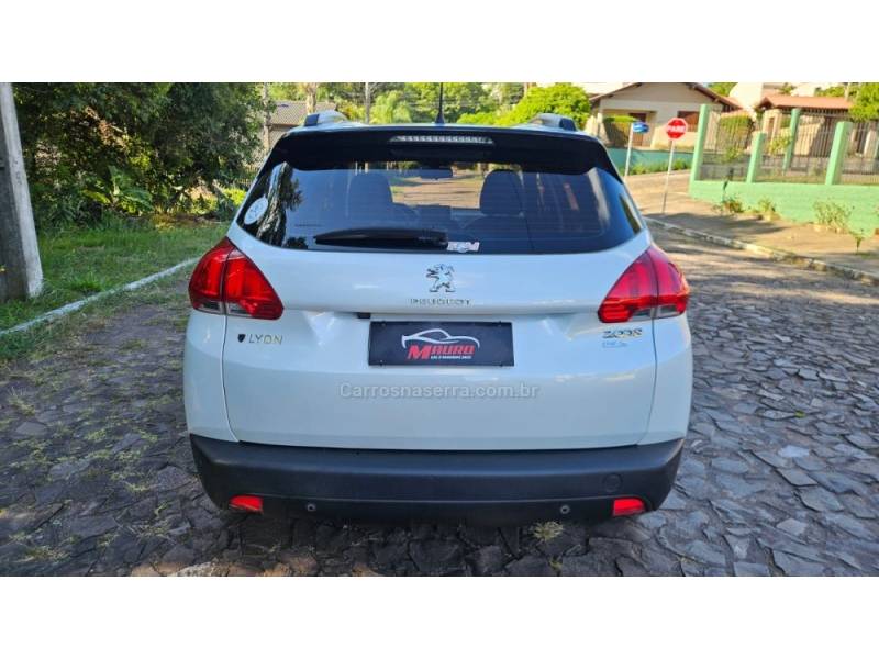 PEUGEOT - 2008 - 2022/2022 - Branca - R$ 85.900,00